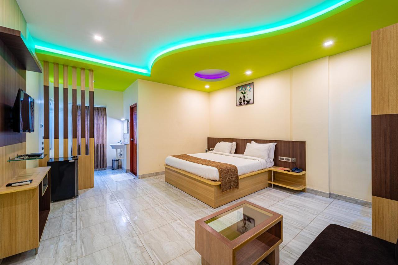 Thaneegai Residency Pondicherry Exterior photo