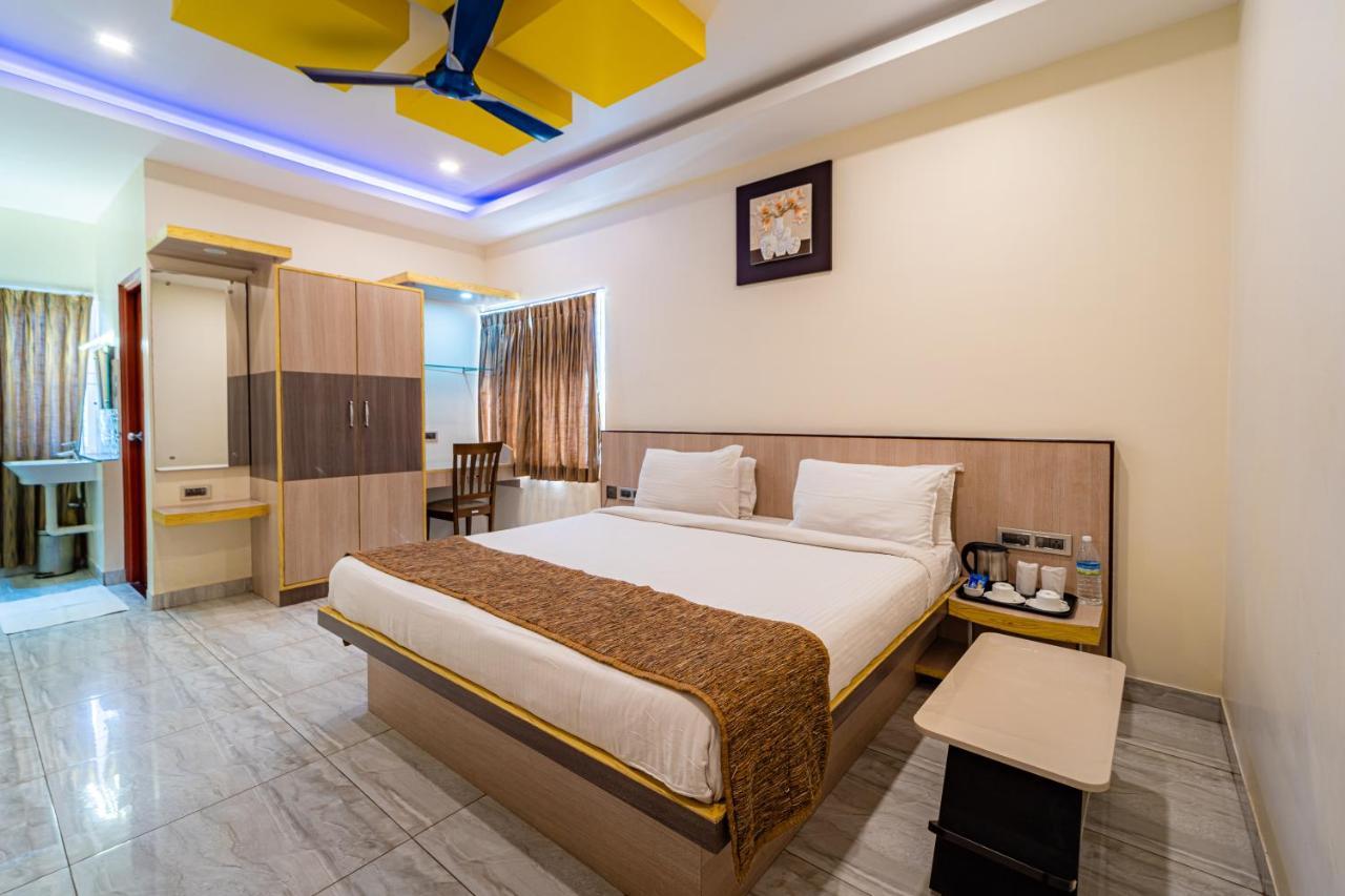 Thaneegai Residency Pondicherry Exterior photo