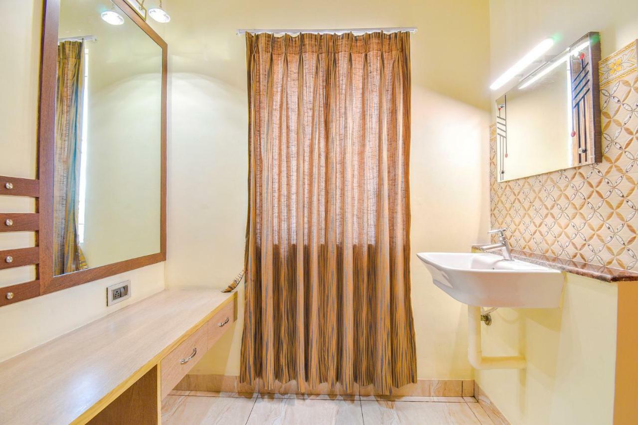 Thaneegai Residency Pondicherry Exterior photo