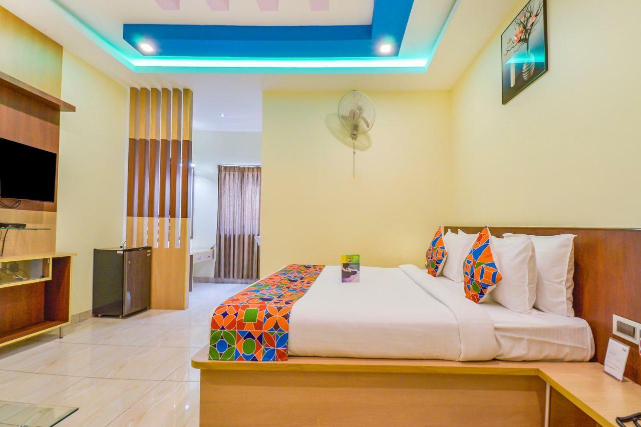 Thaneegai Residency Pondicherry Exterior photo